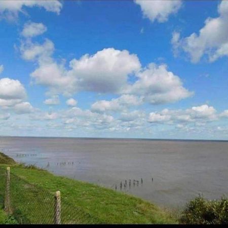 Villa Sea View 3-Bed Heated Pool Eat Bar Kids Park Lowestoft Eksteriør bilde